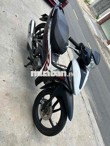 Honda Wave RSX Đen trắng 2018.Bánh mâm