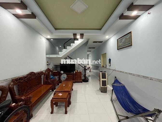 Cần bán ngôi nhà tâm huyết để gia đình về quê