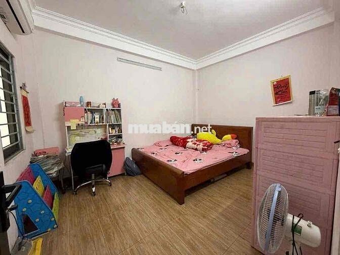 📢📢📢Nhà Ô Tô Tải Húc Nhau, Kinh Doanh Long Biên - 47m2 x 4 Tầng