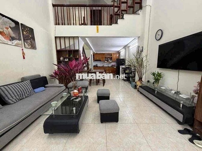 📢📢📢Nhà Ô Tô Tải Húc Nhau, Kinh Doanh Long Biên - 47m2 x 4 Tầng