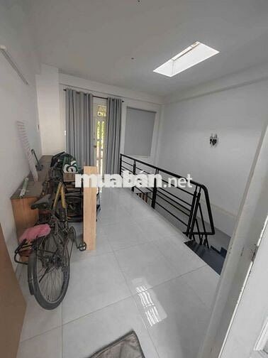NHÀ 1 TRỆT 1 LẦU, SÂN THƯỢNG - 2PN 2WC, ĐƯỜNG LINH ĐÔNG, PHẠM VĂN ĐỒNG