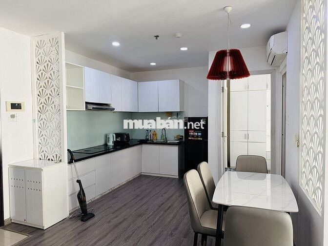 Cho thuê căn hộ Monarchy 2PN 68m² full nội thất, 18 triệu/tháng