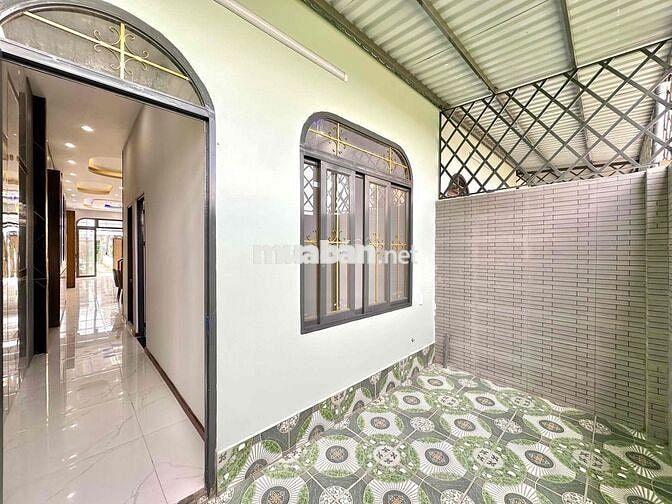 Nhà Gần Chợ Hưng Long 100m2 3PN 3Wc SHR Giá Rẻ Nhất Khu Vực