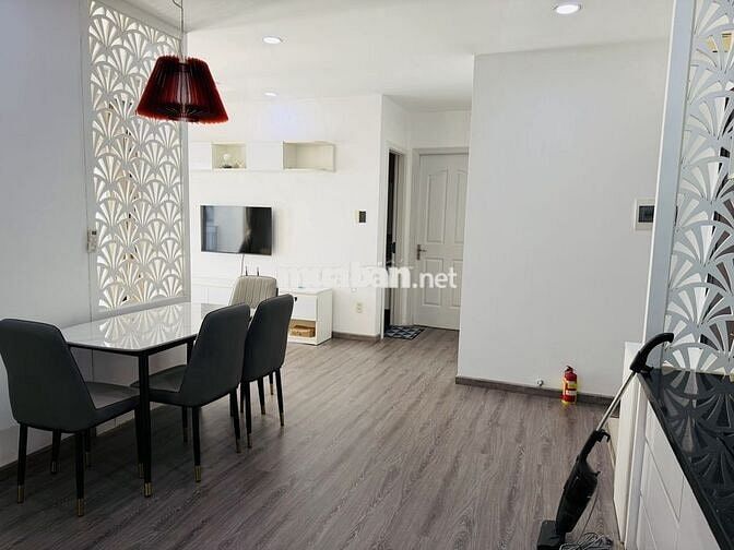Cho thuê căn hộ Monarchy 2PN 68m² full nội thất, 18 triệu/tháng