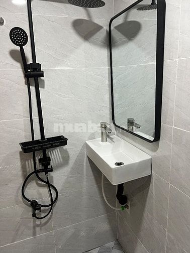 Bán nhà mới hẻm 122 Vĩnh Khánh giá rẻ