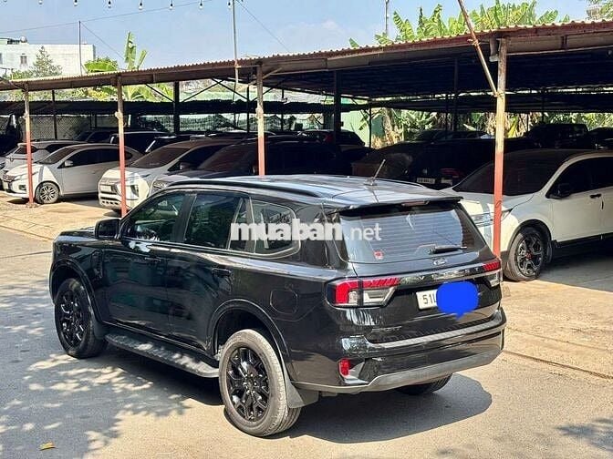 Ford Everest Sport 2024 Đen 52.000km