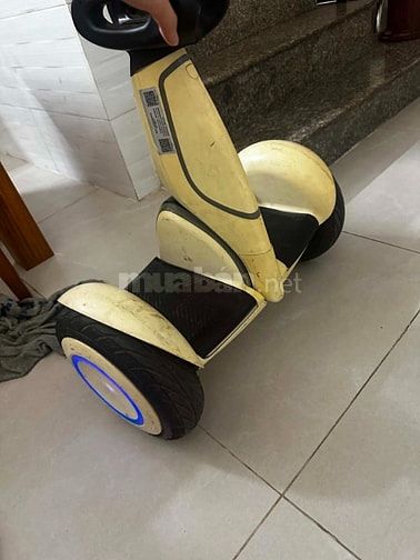Xe cân bằng điện Mini Plus Trắng kem Pin mới thay