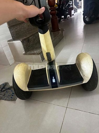 Xe cân bằng điện Mini Plus Trắng kem Pin mới thay