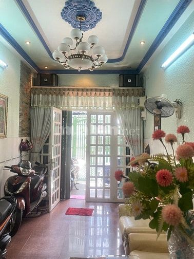 CẦN BÁN NHÀ MT 81 Đg702 HỒNG BÀNG DT:3,4-15M, 2LẦU ĐÚC, SD:180m2