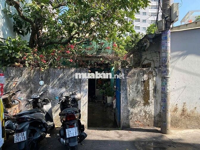 Đất Lê Quang Định 140m² – ngang 7,6m – nhà cấp 4 – xe hơi vào nhà