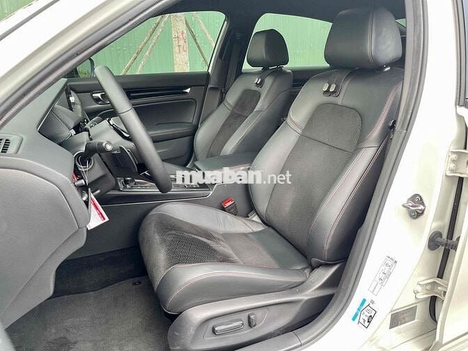 Honda Civic e:HEV RS 2024 Hybrid Trắng 6.500 km