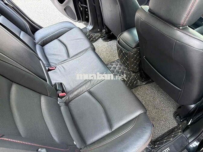 Mazda Mazda 3 2017 95000 km Đen