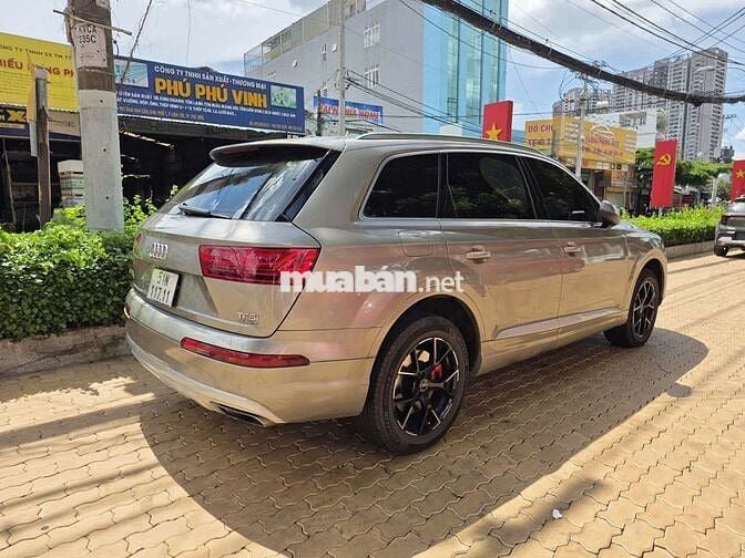 Audi Q7 2017 Vàng cát