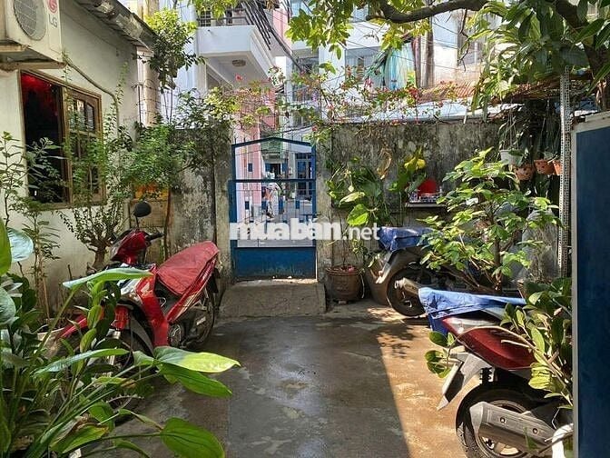 Đất Lê Quang Định 140m² – ngang 7,6m – nhà cấp 4 – xe hơi vào nhà