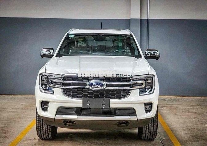 Ford Everest Titanium 4x4 Full Option 2025 Trắng
