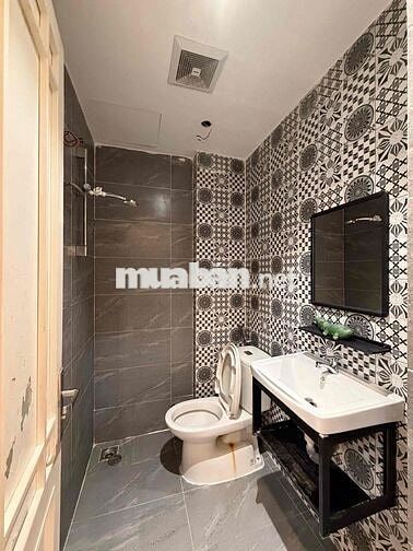 CHÍNH CHỦ CHO THUÊ CĂN HỘ MỚI 100% Ở TRẦN QUANG DIỆU Q3 - AN NINH TỐT