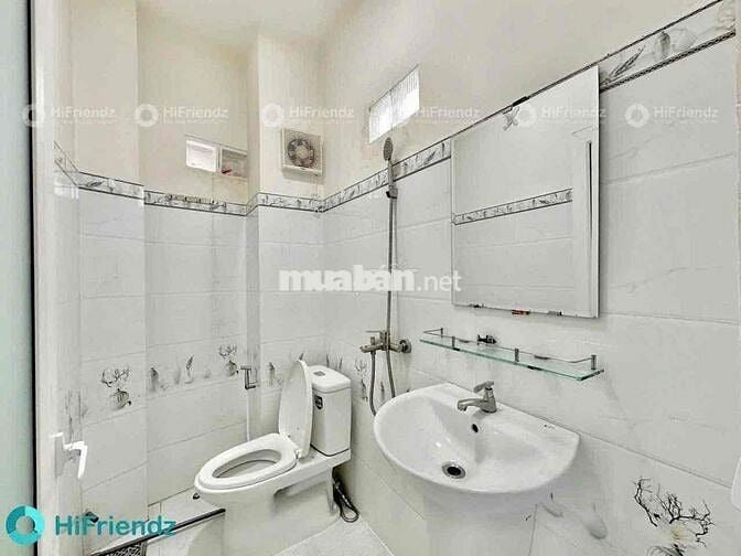 Cho thuê phòng Studio ban công mặt tiền giá rẻ mới xây gần Lotte quận7
