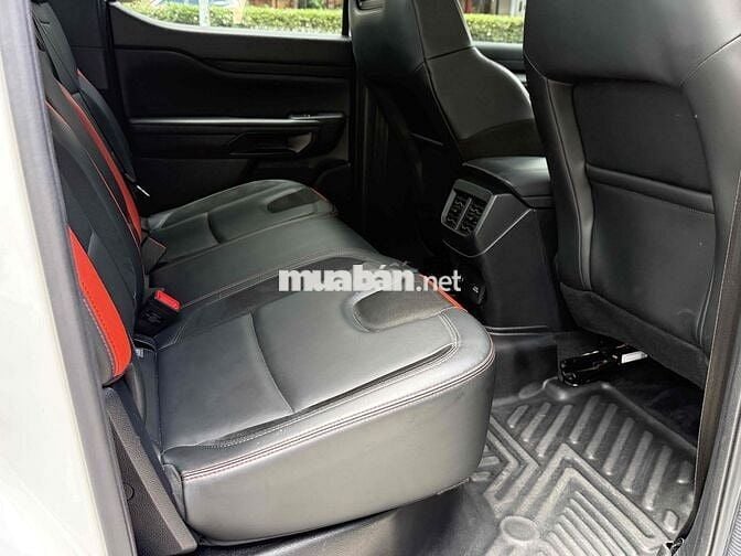 Raptor 2023 Xuất Hoá Đơn Xe Bán Tại Hãng Ford