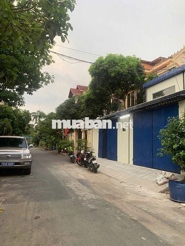 Cho thuê gấp kho hiệp bình Chánh,Thủ Đức, 320m2 giá chốt 30 triệu