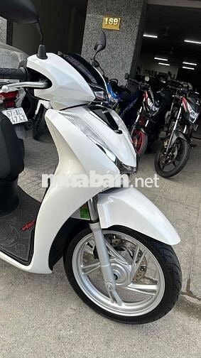 Honda SH 160 2023 Trắng đen ( hỗ trợ góp )
