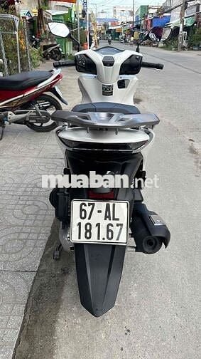 Honda SH 160 2023 Trắng đen ( hỗ trợ góp )