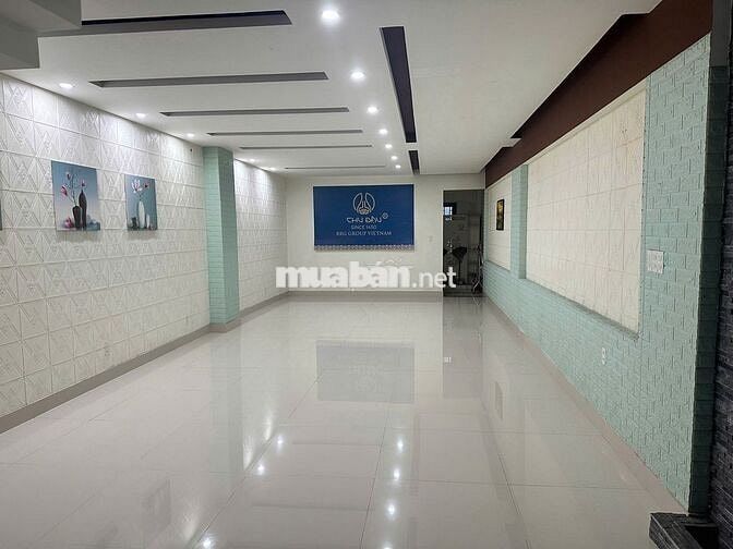 Cho thuê nhà mặt phố Huỳnh Ngọc Đủ, Hòa Xuân, Cẩm Lệ - 3 tầng giá tốt