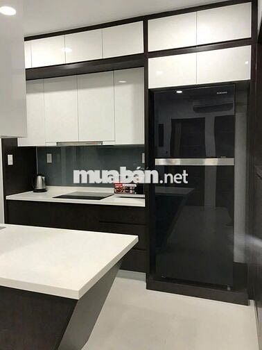 Cho Thuê CHCC Oriental Plaza, Giá 13tr, 3PN, 2WC, 104m2.