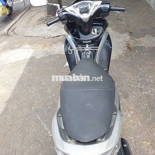 Honda Air Blade Đầu bò 2012 Đen Bạc giá rẻ hssv