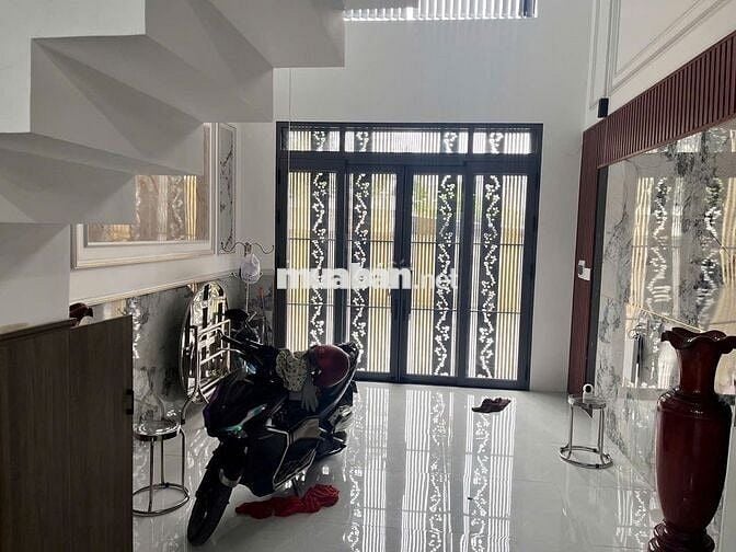 NHÀ PHỐ MỚI 5 TẦNG – FULL NỘI THẤT XỊN – THẠNH LỘC QUẬN 12 