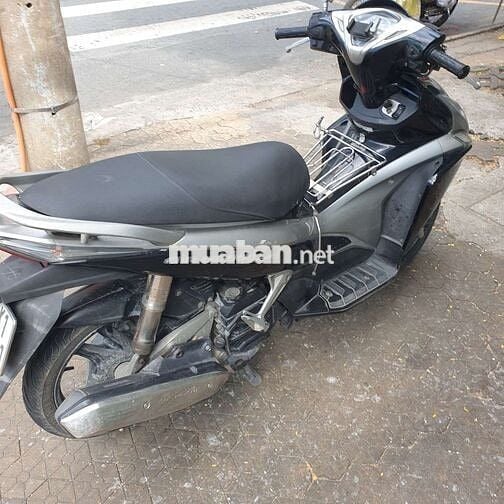 Honda Air Blade Đầu bò 2012 Đen Bạc giá rẻ hssv