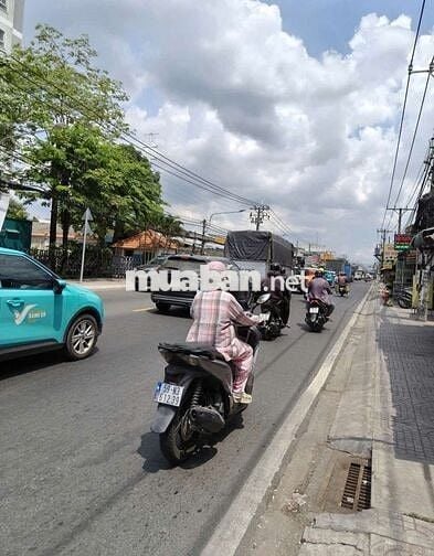 Cho thuê nhà Mặt Tiền Quốc Lộ 50 gần Bình Hưng 22x30m làm siêu thị