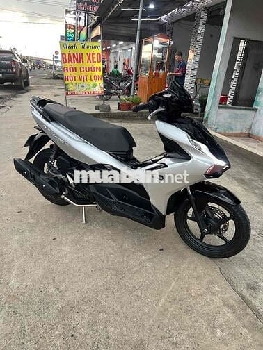 Honda Air Blade 150 ABS Bạc đen bán trả góp