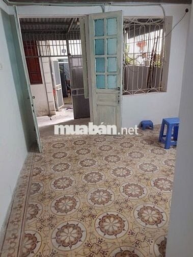 Cho thuê cả nhà 54m2 khu vực Ô Cầu Dền gần ĐH Bách Khoa Hà Nội