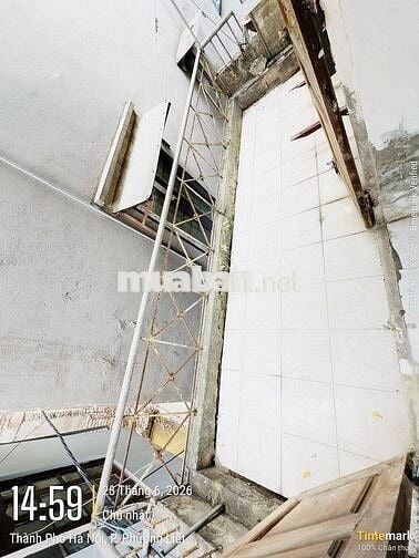 chính chủ bán nhà phố phan đình giót căn góc , sổ đỏ 25m2 nhà 3 tầng