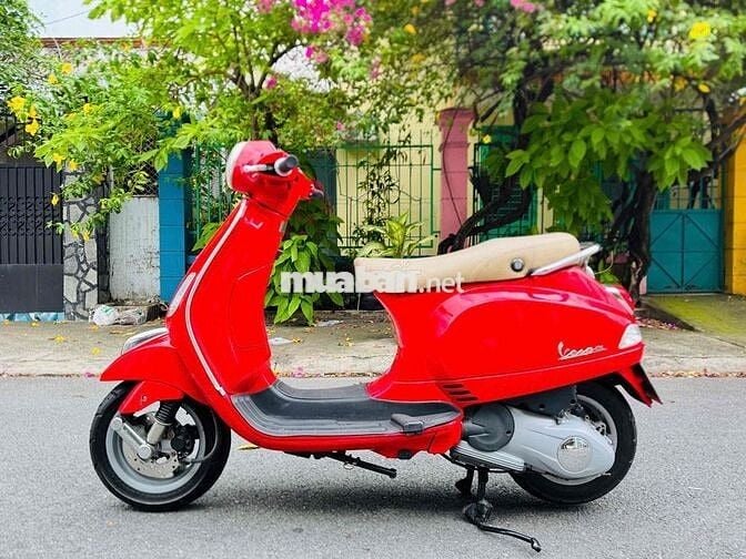 Piaggio Vespa LX125 2015 3VAN PHUN XĂNG FI Đỏ 90%