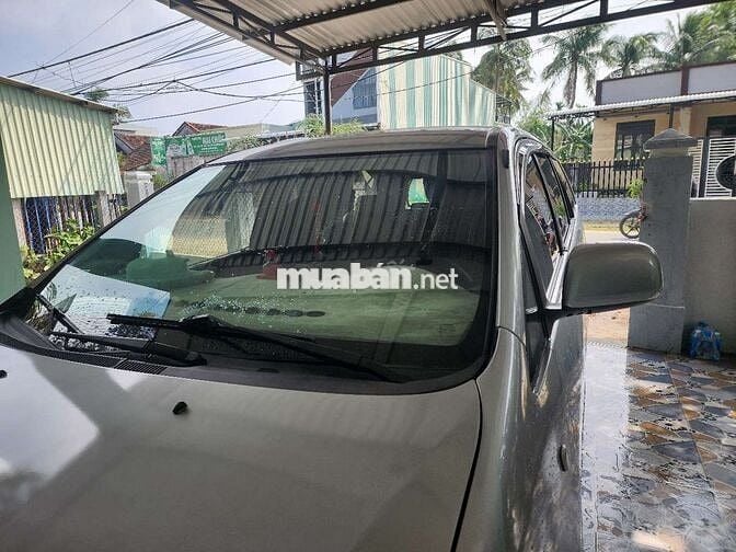 Toyota Innova 2.0E 2013 Bạc