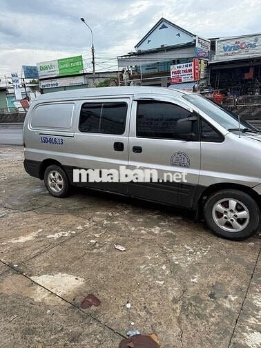 Hyundai Starex 2005 Xe tải van Bạc