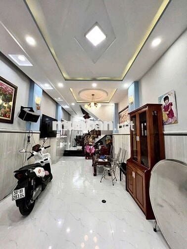 chính chủ bán gấp nhà hẻm xe tải 4mx22m