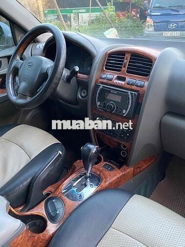 Hyundai santafe gold số tự động máy dầu 2004