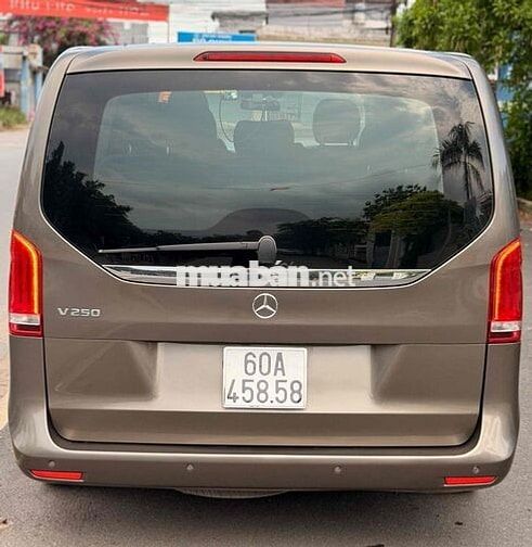 Mercedes-Benz V250 Avantgarde 2016 đẹp