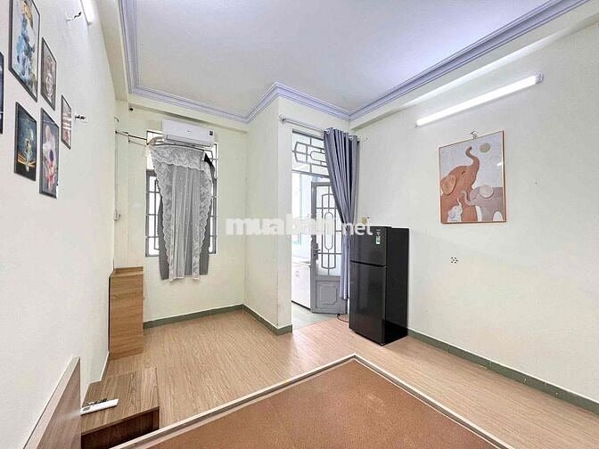 2 PHÒNG NGỦ BAN CÔNG SIÊU THOÁNG MÁT FULL NỘI THẤT TRỐNG SẴN Ở LIỀN