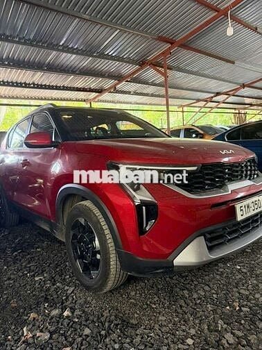 Kia Sonet Luxury Đỏ 585 km