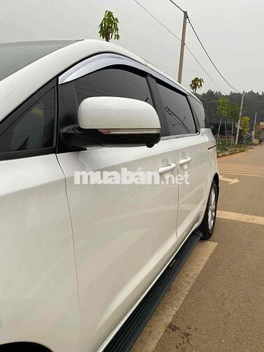 Kia Sedona 2015 Dầu Tự động 170.000 km Trắng