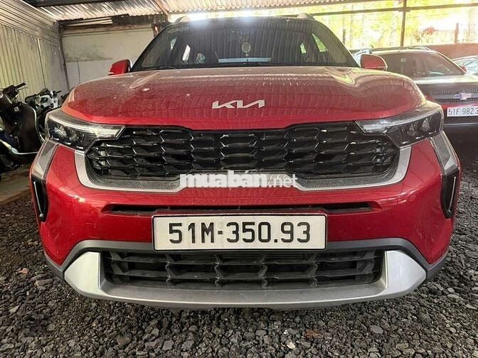 Kia Sonet Luxury Đỏ 585 km