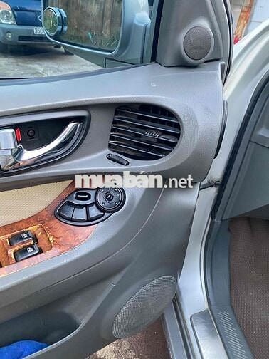 Hyundai santafe gold số tự động máy dầu 2004