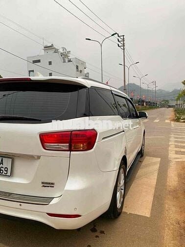 Kia Sedona 2015 Dầu Tự động 170.000 km Trắng