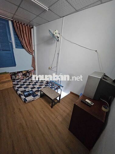 Cho thuê phòng trọ có lửng, sân thượng, 40m2 Quang Trung, Gò Vấp