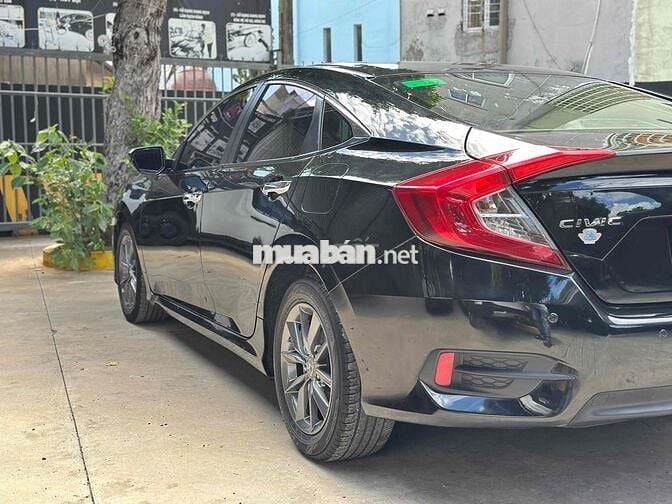 Honda Civic 1.8 G Màu Đen