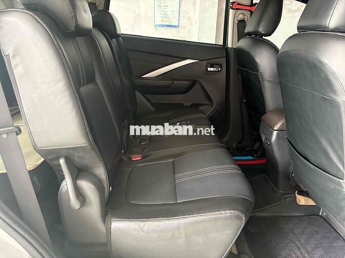 Mitsubishi Xpander 2023 1.5At Premium 88.000 km Xá
