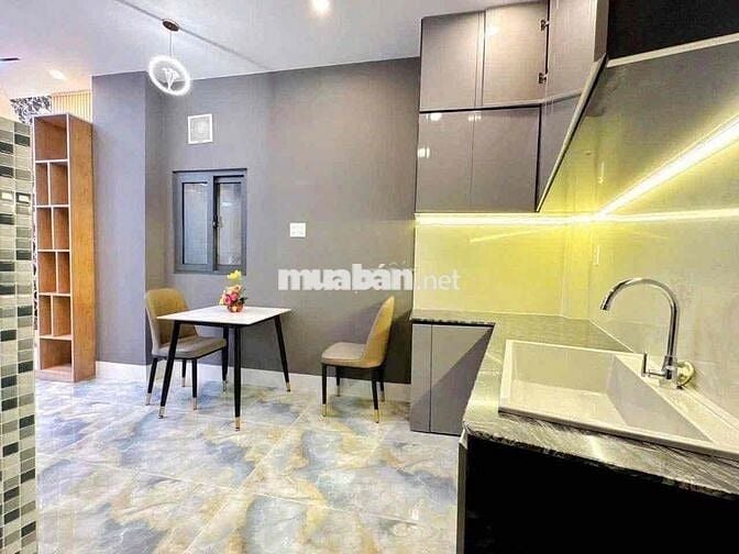 NHÀ ĐẸP GIÁ CHỐT RẺ NGAY TRUNG TÂM NK,SÁT TRƯỜNG ĐIỂM